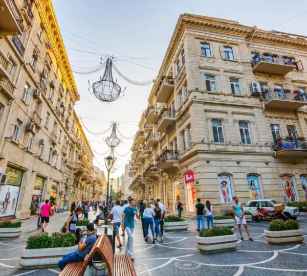 Discover-the-Hidden-Gems-of-Baku