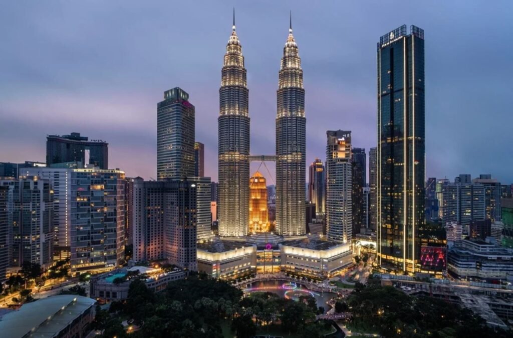 5 Days / 4 Nights Private Trip to Malaysia