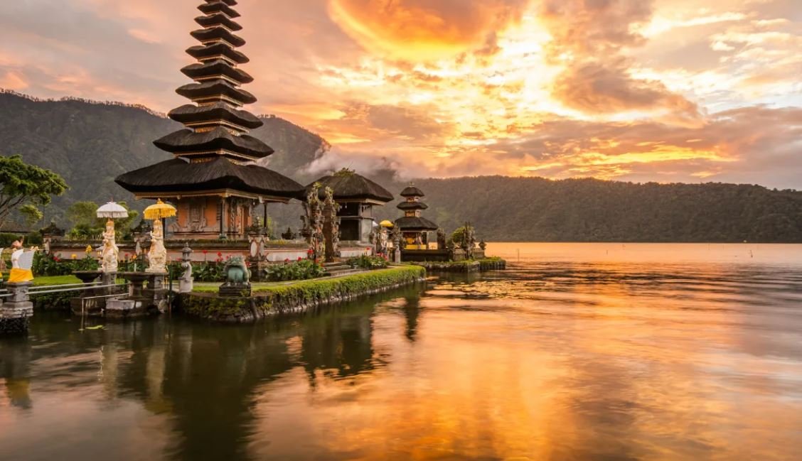 indonesia tour package 5