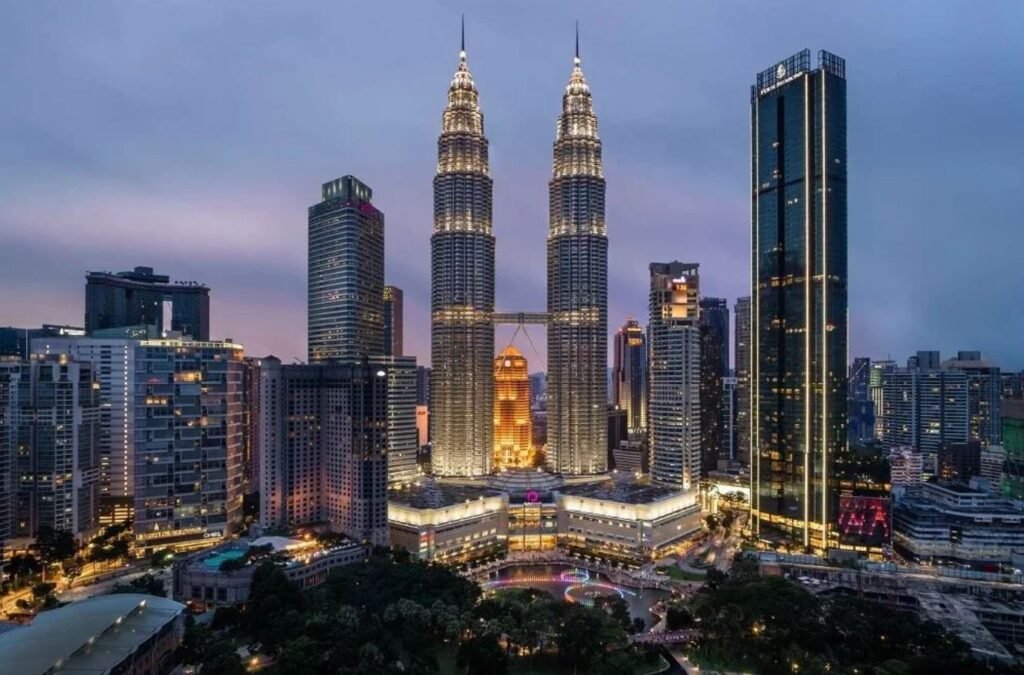 5 Days / 4 Nights Private Trip to Malaysia